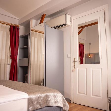 Corner Hot Hotel Istanbul Bagian luar foto