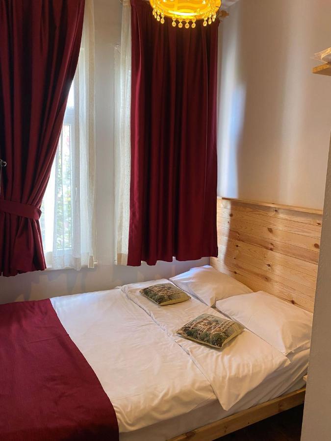Corner Hot Hotel Istanbul Bagian luar foto