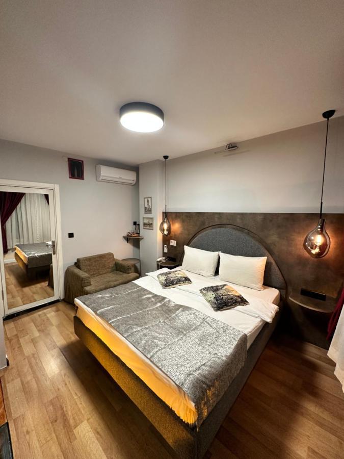 Corner Hot Hotel Istanbul Bagian luar foto