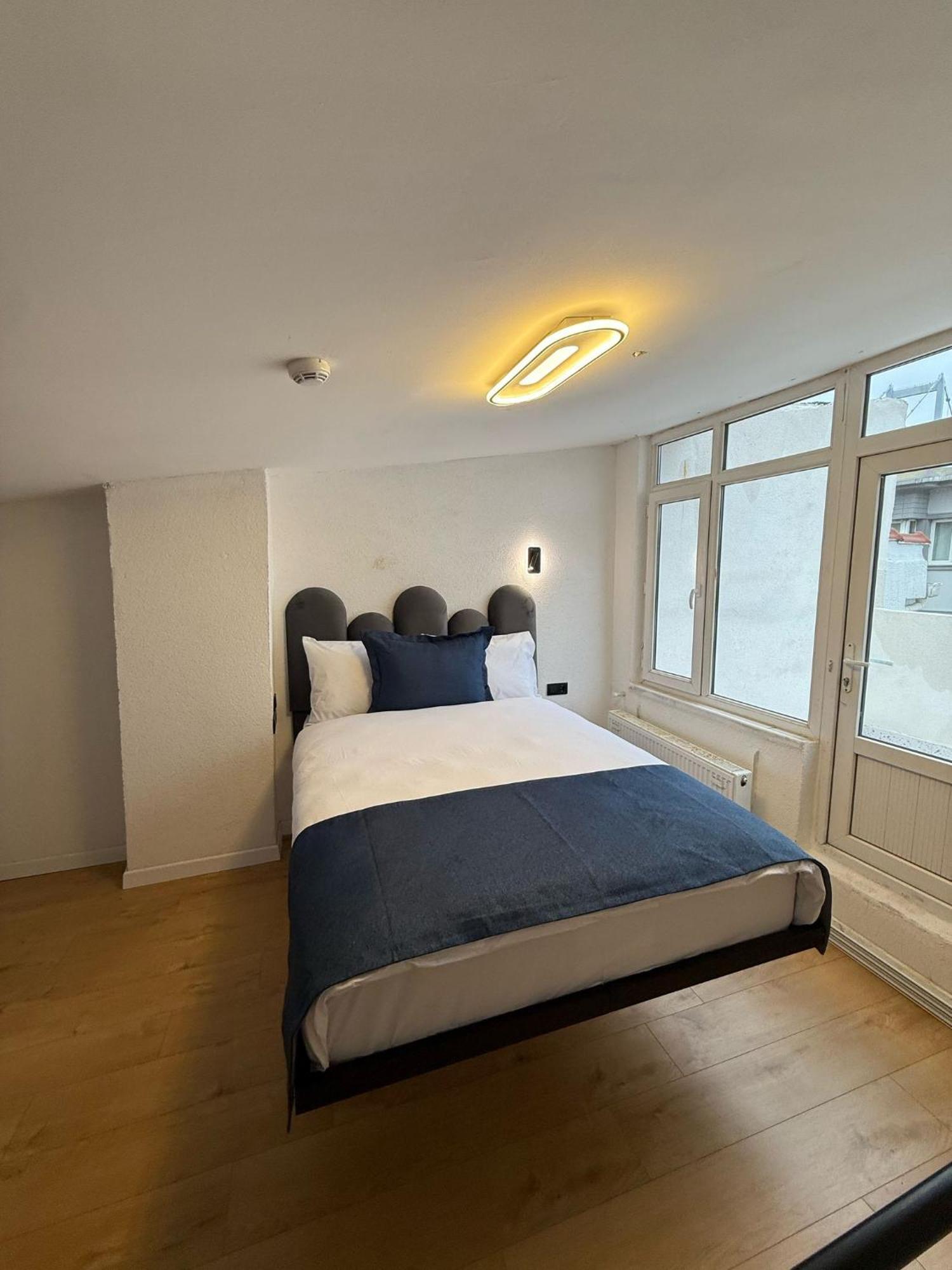 Corner Hot Hotel Istanbul Bagian luar foto